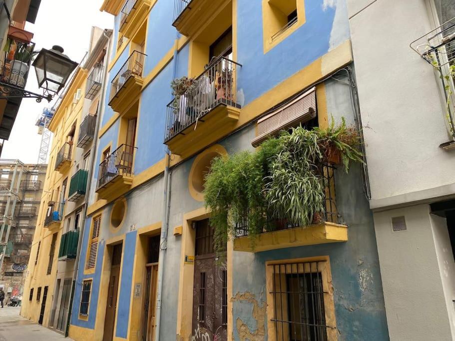 Loft Con Estilo Y Terraza En Centro Historico Διαμέρισμα Βαλένθια Εξωτερικό φωτογραφία