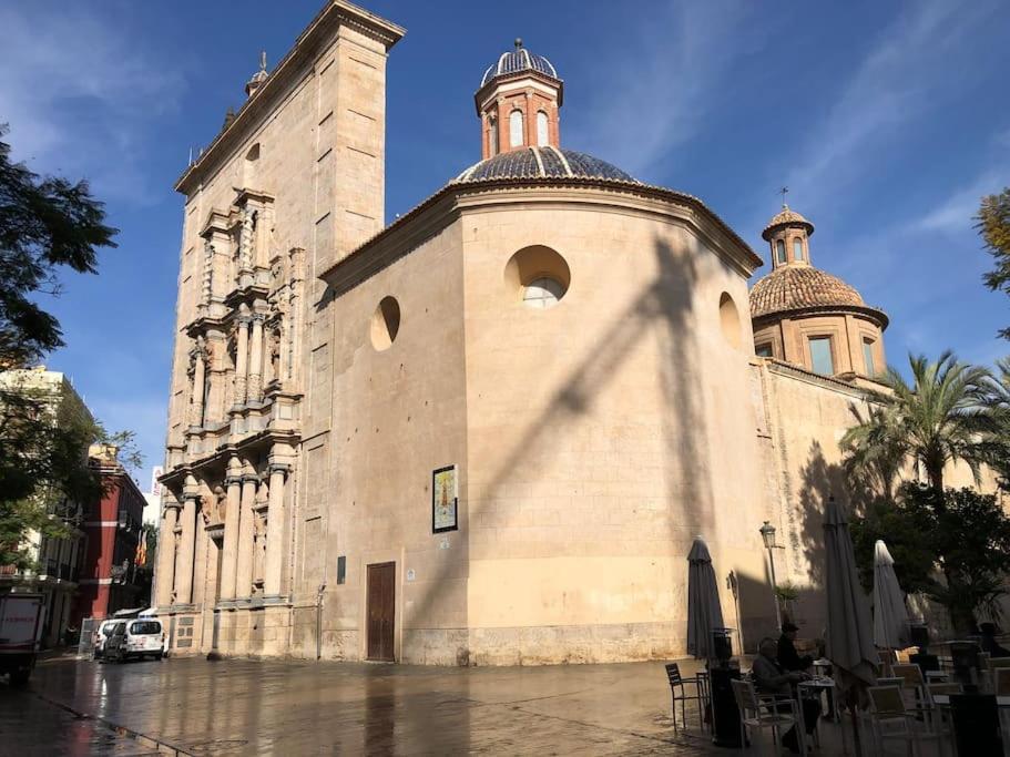 Loft Con Estilo Y Terraza En Centro Historico Διαμέρισμα Βαλένθια Εξωτερικό φωτογραφία