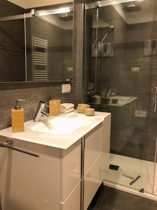 Loft Con Estilo Y Terraza En Centro Historico Διαμέρισμα Βαλένθια Εξωτερικό φωτογραφία